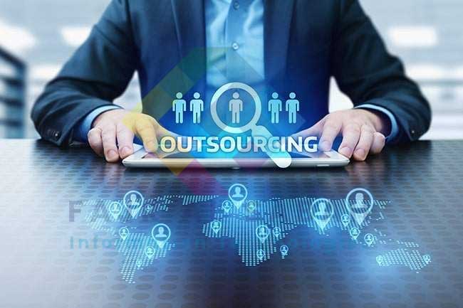 IT-Outsourcing-UAE
